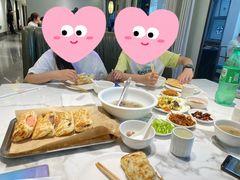 -高玛纳驴肉火烧(一世界店)