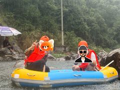 -安吉龙王山峡谷漂流