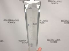 -金夫人化妆摄影职业培训学校