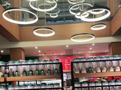 零售区-星巴克臻选(成都宽窄巷子店)