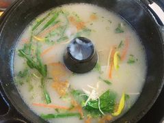 -飞虎过桥米线(翠湖店)