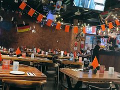 大堂-1886德国汽车餐厅(外滩十六铺码头店)