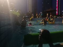 -阿酋湾水上乐园