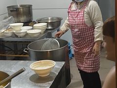 -文山荷鲜居(翠湖店)