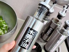 -毛辣果·贵州红酸汤牛肉火锅(西单店)