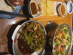 -95号酱骨·一块豆腐(展春园西路店)