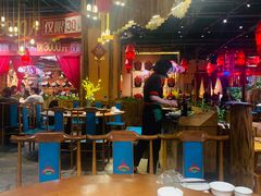 大堂-老滇山寨•云南特色菜•地方菜•民族风情歌舞表演(金碧店)