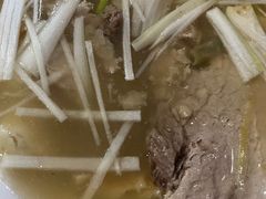 -金卯白肉罩火烧