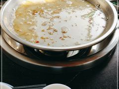 -老来福·非遗酸汤兔(凯旋路店)
