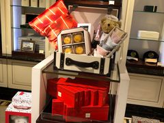 -上海半岛酒店·半岛精品店