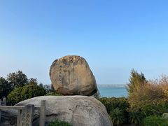 -东山风动石景区