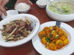 -湖南人家湘菜馆(镇江路店)