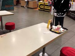 大堂-麦当劳(西安友谊西路店)
