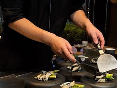 -丽思卡尔顿·炙焰·铁板烧餐厅
