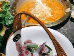 -野山舂·贵州现舂酸汤牛肉(东山店)