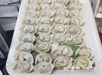 东西还是真的很棒的，你看我包的混沌，今天突然想吃馄饨了