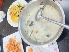 -雪野鱼头大王邢府公老店(雪野湖店)