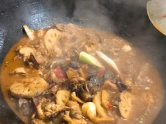 招牌菜柴火鸡-潭州老友灶台鸡·竹屋老灶(光明E城店)