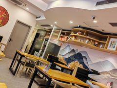 -璞臻汽锅餐厅(南京东路店)