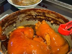 -明姨仔潮汕美食·碳炉猪脚·汕尾牛腩饭·起片鸡煲(起义路店)