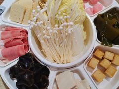 -鸡遇虾煲干锅火锅(小寨金莎店)