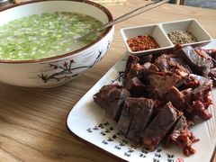 -乔家小院•本地小海鲜•非遗驴肉(万年泉路店)