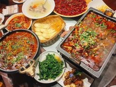 -万重锦·人文川菜馆(骡马市店)