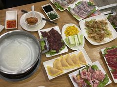 -吉友粥底火锅(方斜路店)