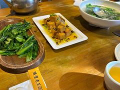 -隔壁老王·家常云南菜(花巷店)