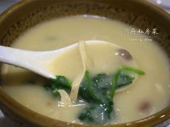 老济南甜沫-闫府私房菜(经四路万达店)