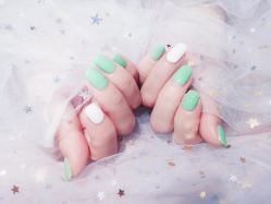 -ManiQ 美甲美睫專門店