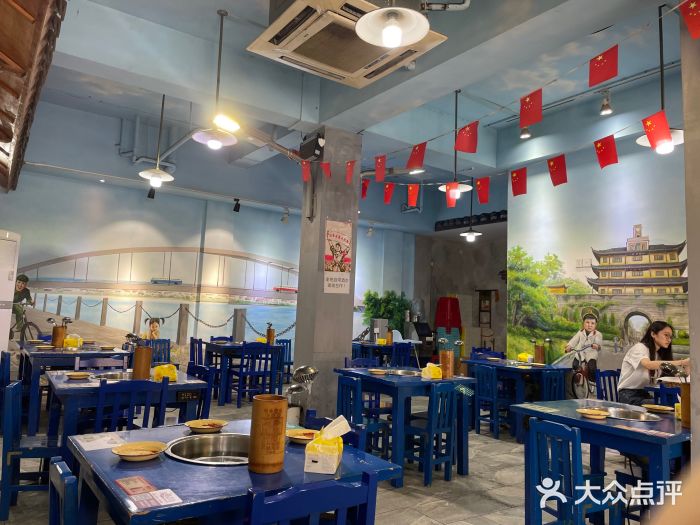 马路边边·成都串串(翠柏路店)大堂图片