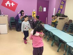 -瑞思少儿中心·少儿英语素养启蒙(回龙观校区)