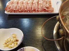 -楼外楼大刀肉传统火锅居(幸福街店)