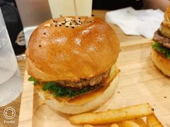 -龙治汉堡(中华城店)