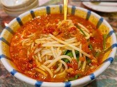 小锅米线-浩海火燒雲傣家菜(静安芮欧店)