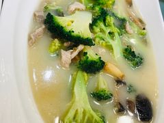 上汤西兰花-玉兰苑一等茶餐厅
