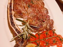 精选黑椒牛排拼羊排-波特曼西餐厅(中央大街店)