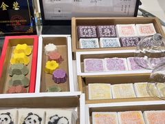 -阮大兴糕团(杭州西湖银泰百货店)