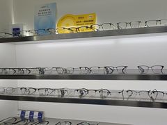 -视野联行眼镜·蔡司·尼康战略合作店(城西银泰店)