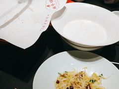 -鸽子侯·家宴·平价海鲜(市图书馆店)