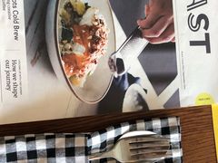 -ROAST coffee & eatery