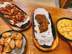 -老东镇啤酒屋海鲜加工·蒸汽海鲜·海鲜烧烤(台东店)