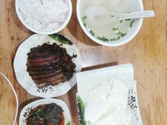 -丘艳豆花饭大排档(大坪店)