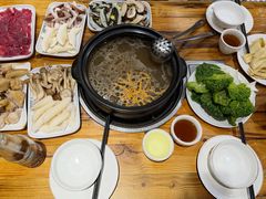 -菌之家·专业纯野生菌火锅·特色炒菌