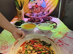 -耙吉吉川味小酒馆(本地人回头店)