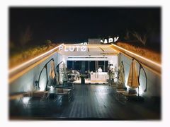 -UNI UNI(环亚凯瑟琳店)