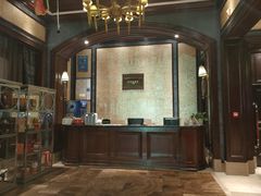 -王府井酒店(金桥港湾店)
