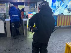 -乔波室内滑雪场