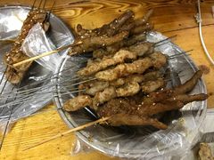 -亮亮烧烤(积玉桥总店)
